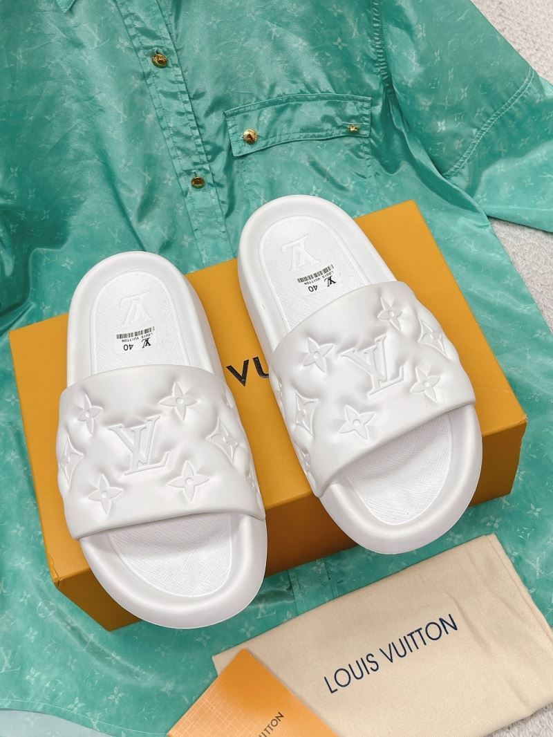 Louis Vuitton Slippers